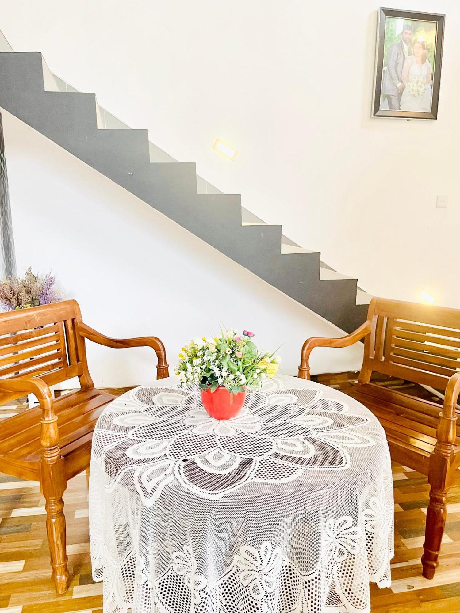 Sebastian Family Villa Негомбо Экстерьер фото